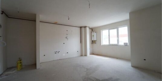 Apartament 2 camere semifinisat în Floresti
