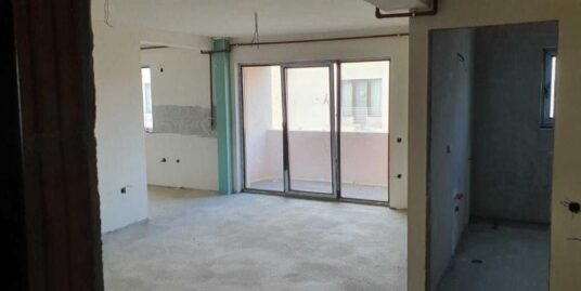 Apartament 2 camere semifinisat în Floresti