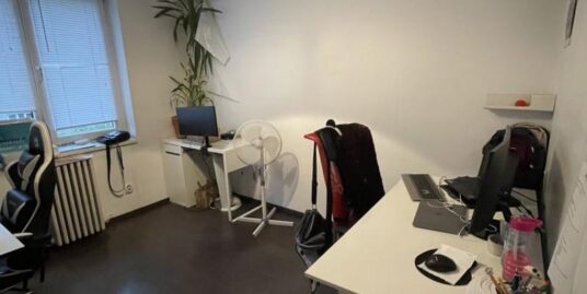 Apartament 3 camere zona centrala, strada Horea