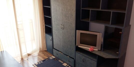 Apartament 2 camere decomandat in Floresti