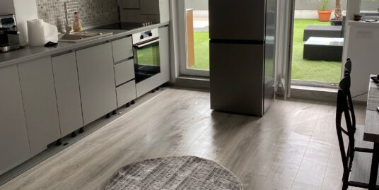 Apartament 3 camere + terasa spatioasa in Floresti