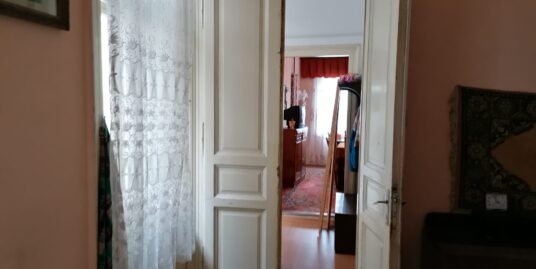 Apartament 3 camere Zona centrala, strada Horea