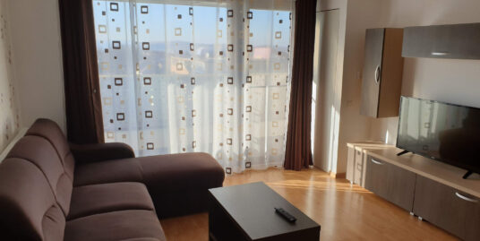 Apartament modern 3 camere semidecomandat pe Calea Turzii
