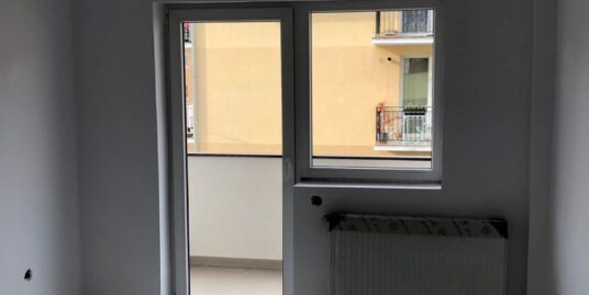 Apartament 2 camere decomandat semifinisat în Floresti