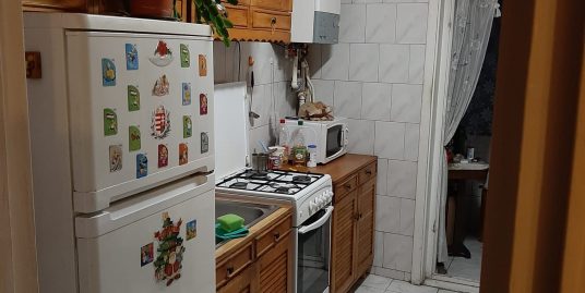 Apartament 3 camere etaj intermediar în Mărăsti